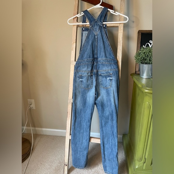 Girls L Gap Distressed Denim Overalls - Picture 5 of 5